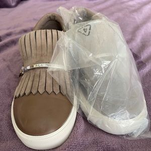 Lauren Ralph Lauren loafers. In the brownish family. Size 7 with cushioning.